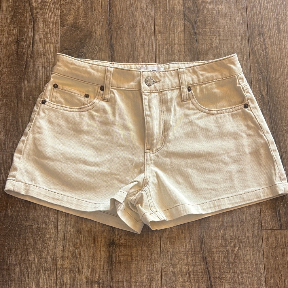Women's Cream RSQ Shorts